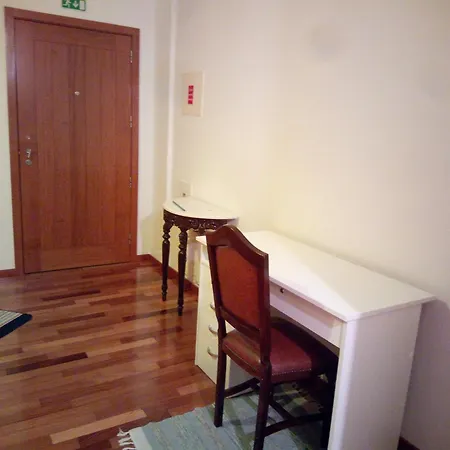 Costa Lodges, Shared Room Hostel Santa Cruz (Madeira)