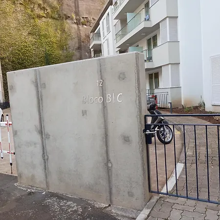 Costa Lodges, Shared Funchal And Hostel *