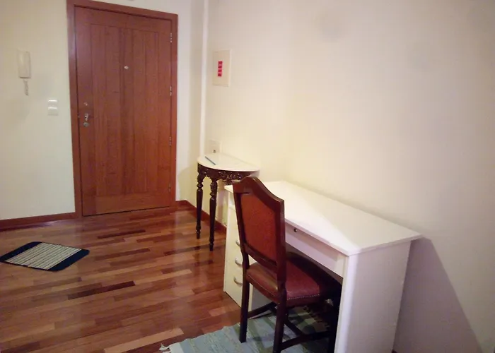 Costa Lodges, Funchal And Santa Cruz, Madeira Hostel Santa Cruz (Madeira)